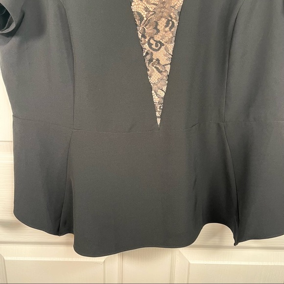 Lane Bryant Black Blouse Lace Vneck Front Sz 16 NWT - Picture 4 of 15